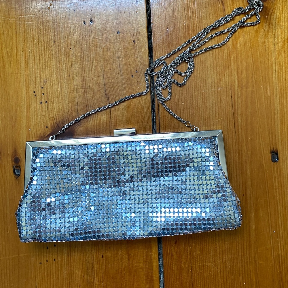 La Regale Silver Chain Mail Evening Bag